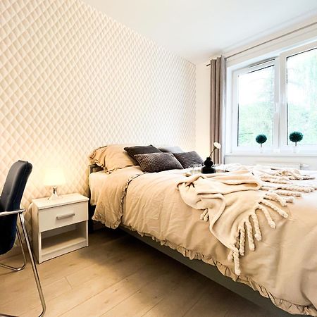 Walk To Park, Modern 2Bd Kitchen! Balcony, Parking Apartment Wroclaw Bagian luar foto