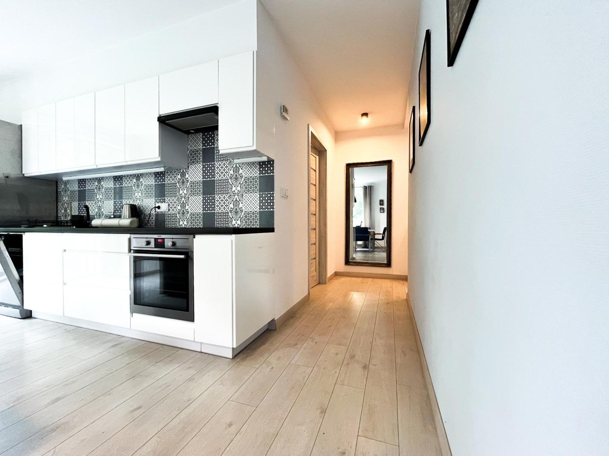 Walk To Park, Modern 2Bd Kitchen! Balcony, Parking Apartment Wroclaw Bagian luar foto